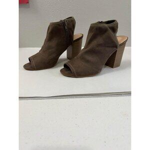 Apt9 open toe booties soft stretchy size 8